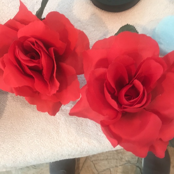 Crystal Boutique Water Globe Display Vase - Picture 8 of 14